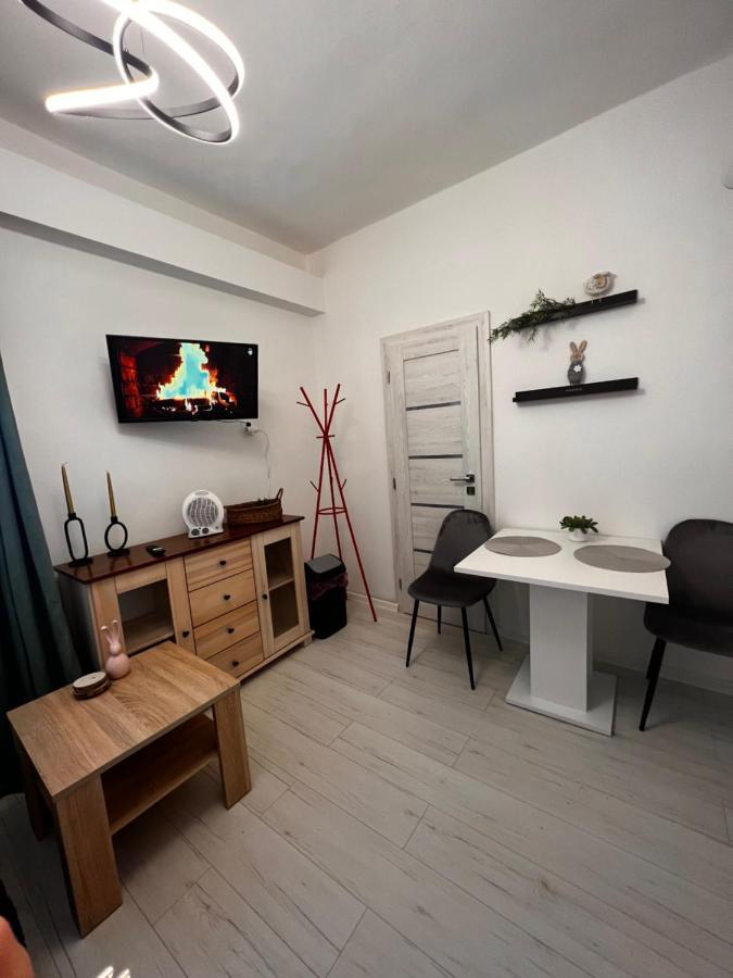 Apartmany V Centre - Vlastna Izba So Spolocnou Kuchynou A Kupelnou Moze Byt Zdielana 2 Inymi Izbami Martin Buitenkant foto